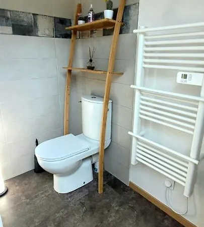 Apartment Le 6 Bis Avec Jardinet *