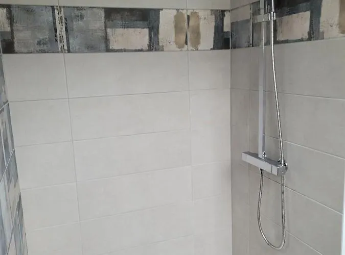 Apartman Le 6 Bis Avec Jardinet *