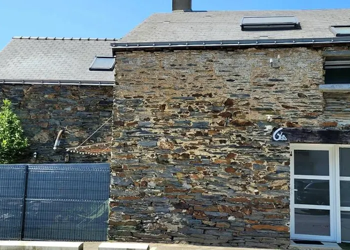 Le 6 Bis Avec Jardinet Apartman